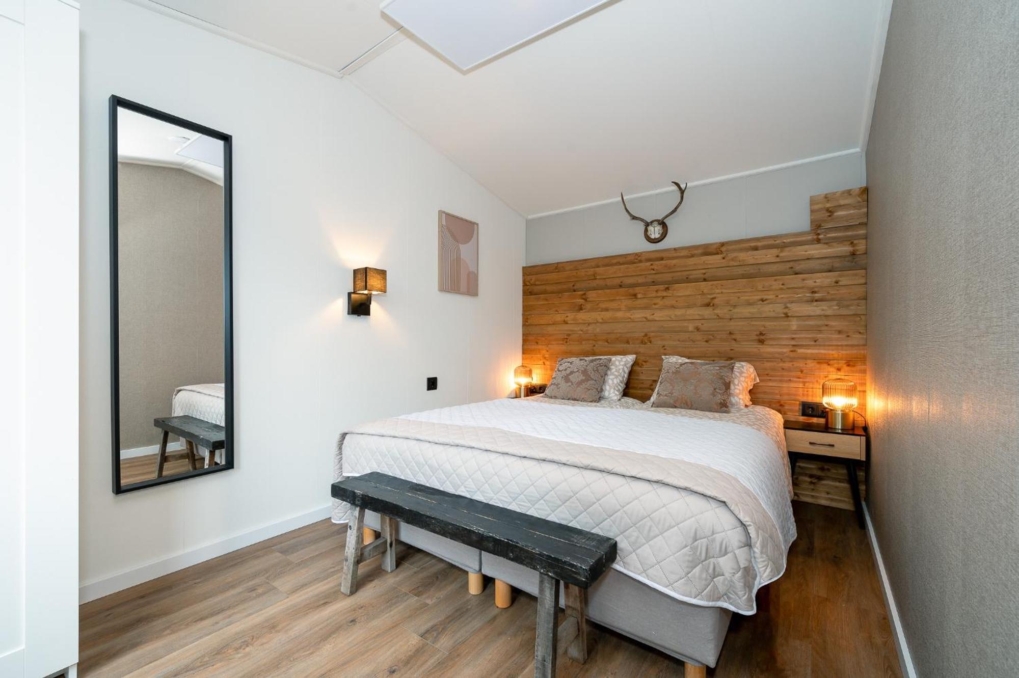 Hotel Chique Chalet Met Zicht Over De Weilanden Op De Veluwe Epe Dış mekan fotoğraf