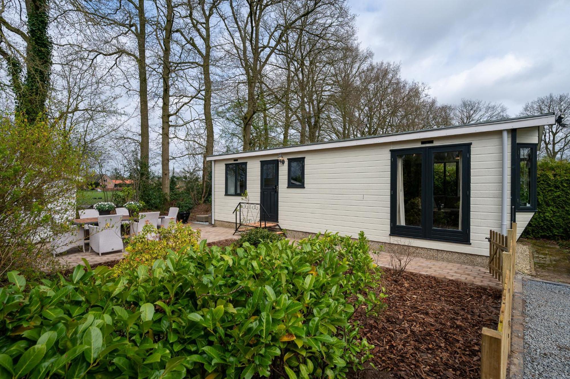 Hotel Chique Chalet Met Zicht Over De Weilanden Op De Veluwe Epe Dış mekan fotoğraf